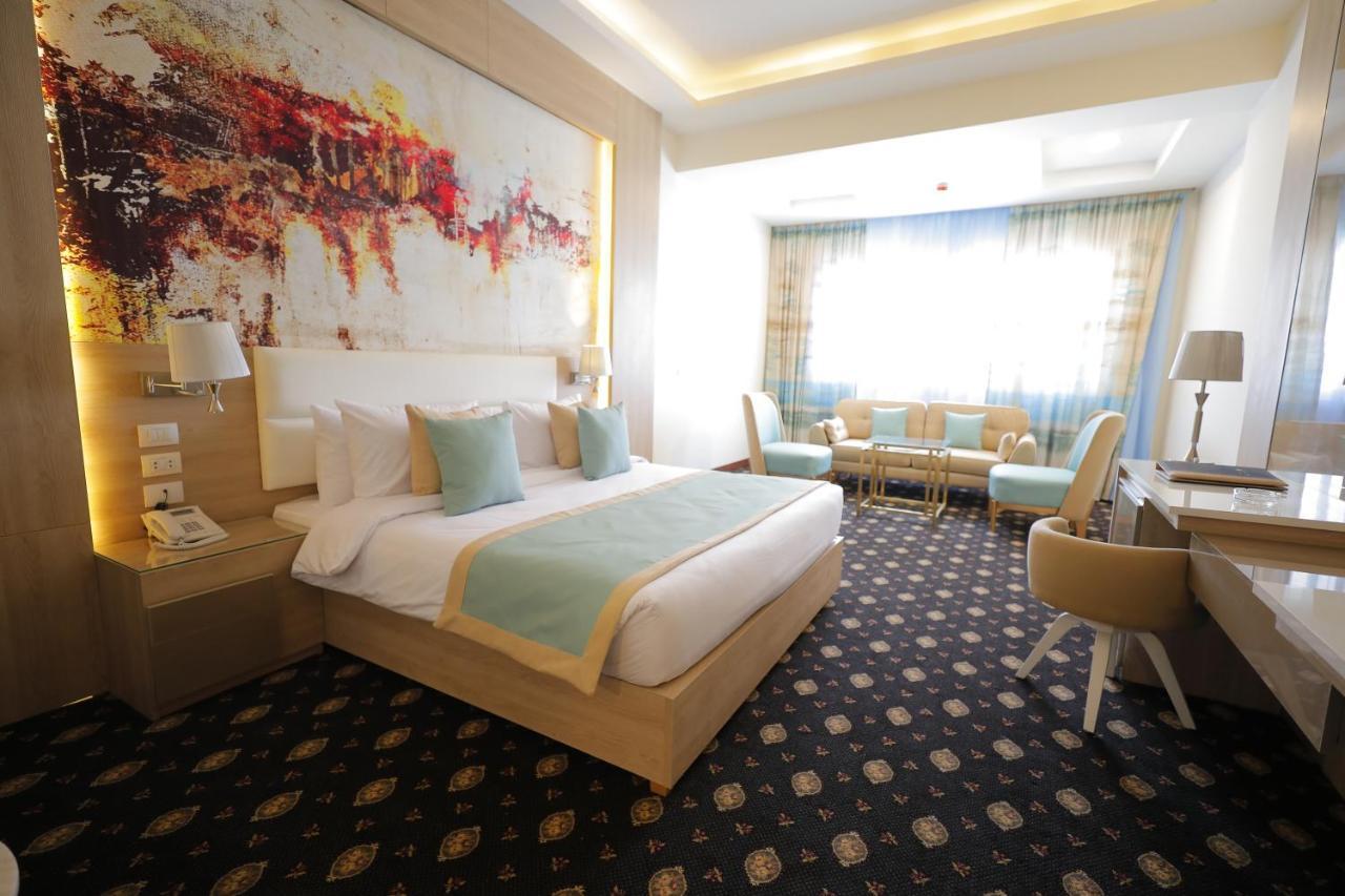 Tolip Gardens Hotel Kahire Dış mekan fotoğraf Deluxe Room