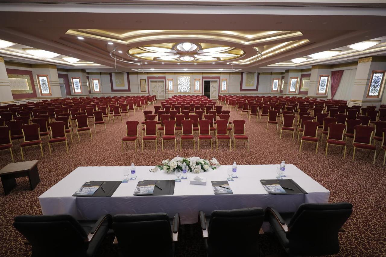 Tolip Gardens Hotel Kahire Dış mekan fotoğraf The Grand Ballroom