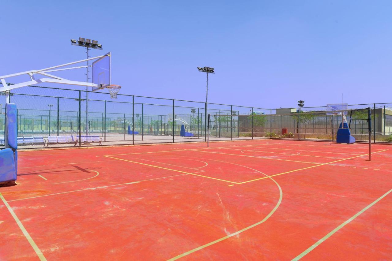 Tolip Gardens Hotel Kahire Dış mekan fotoğraf Basketball court