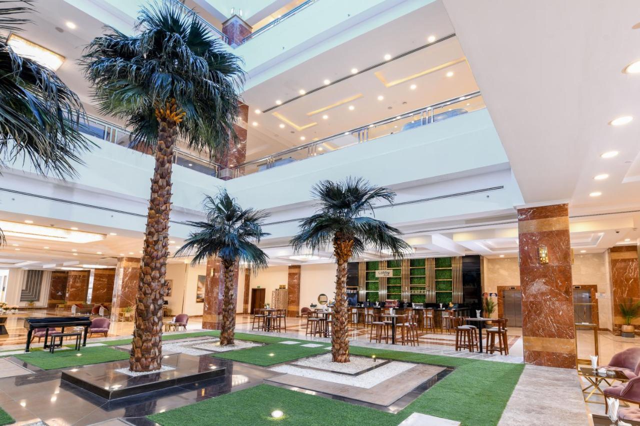 Tolip Gardens Hotel Kahire Dış mekan fotoğraf The interior of the hotel