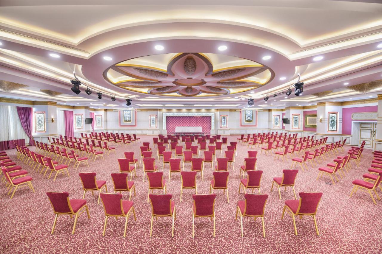Tolip Gardens Hotel Kahire Dış mekan fotoğraf The Lotus Ballroom