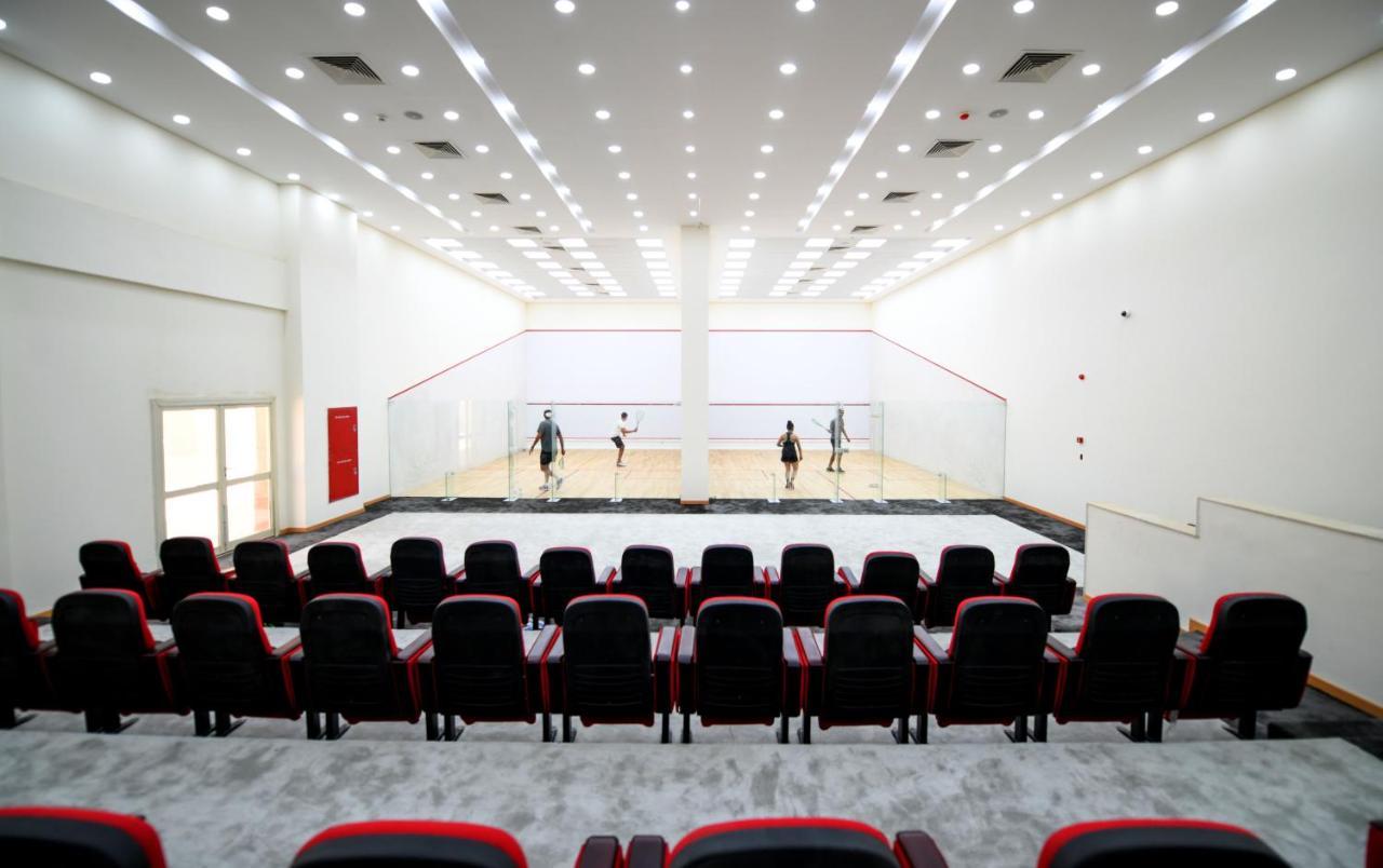 Tolip Gardens Hotel Kahire Dış mekan fotoğraf Squash Court